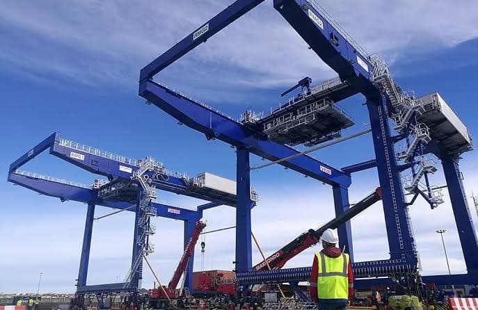 TanCang Gantry