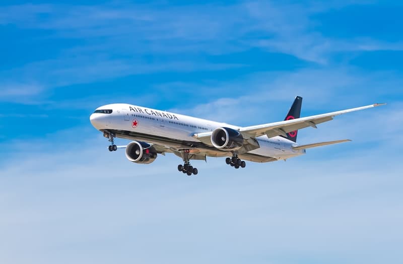 Long Thanh Airport Opens, Creating Sea-Air Logistics Corridor